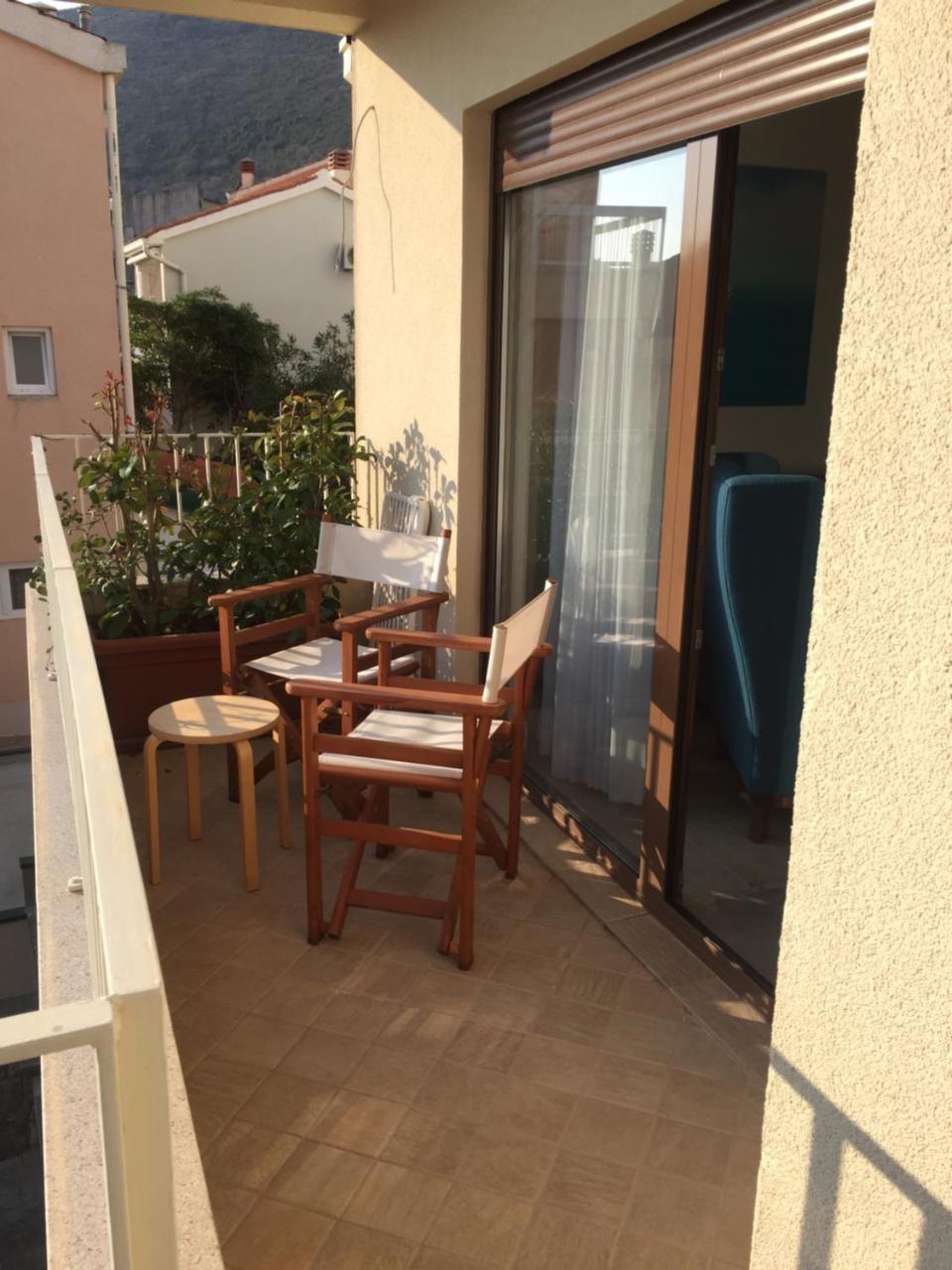 Corso Levante Luxury Suites Petrovac Екстериор снимка